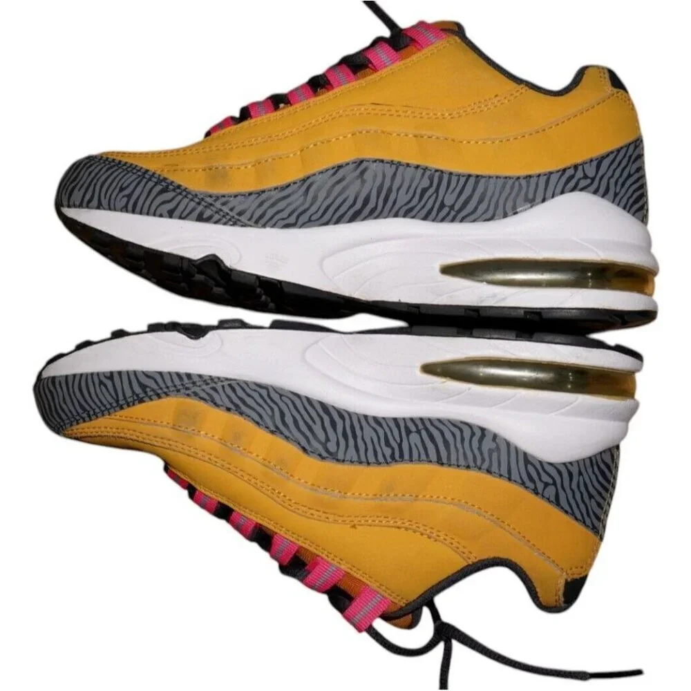 2013 Nike Air Max 95 Gold/Pink/Anthracite Running Shoes! Size 5.5Y
